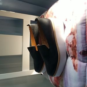 Dkny shoes never worn! Beautifil